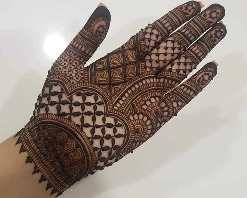 Mehndi Designs You Can Try at Home