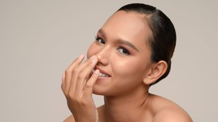 Nose Blackhead Remover, Nose ke whiteheads kaise hataye