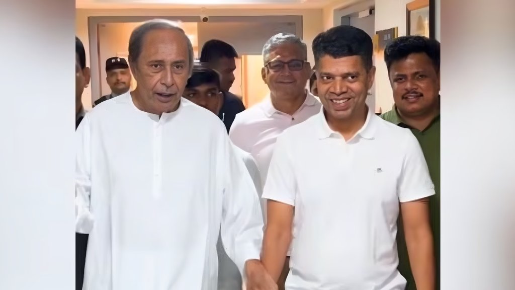 Odisha Politics | naveen patnaik | vk pandiyan | latest news Odisha Politics | naveen patnaik | vk pandiyan | latest news