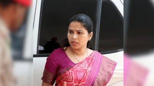  Pooja Pal | samajwadi party | akhilesh yadav