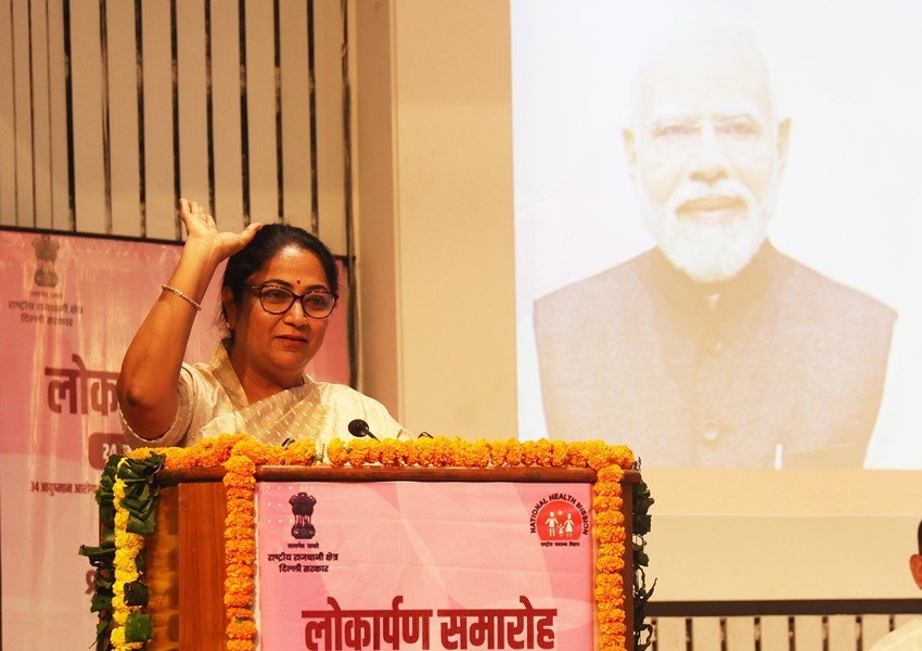 Delhi CM Rekha Gupta Family