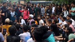 SSC के खिलाफ दिल्ली के रामलीला मैदान में छात्रों का आंदोलन, हिरासत में 30 से अधिक प्रदर्शनकारी