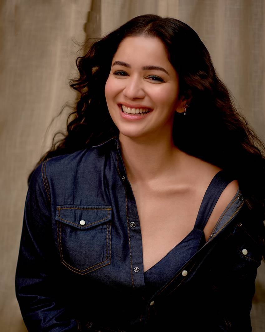 Sara Tendulkar, Sara Tendulkar Photos, Sachin Tendulkar Daughter Sara Tendulkar Glamorous Pictures