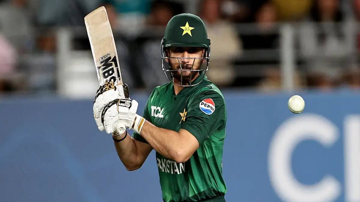 PAK vs AFG: सलमान आगा ने खेली तगड़ी पारी, पाकिस्तान ने अफगानिस्तान के खिलाफ बनाए 182 रन; राशिद खान ने लिए इतने विकेट