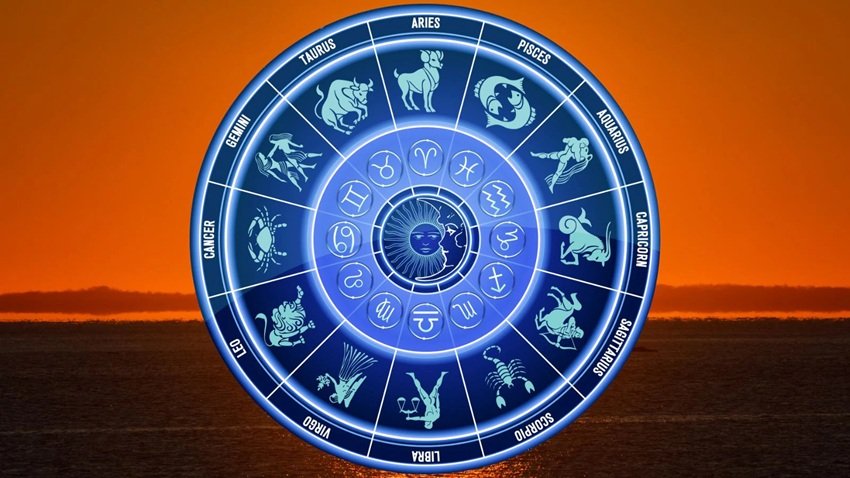 These Zodiac Signs Should Never Wear Gold