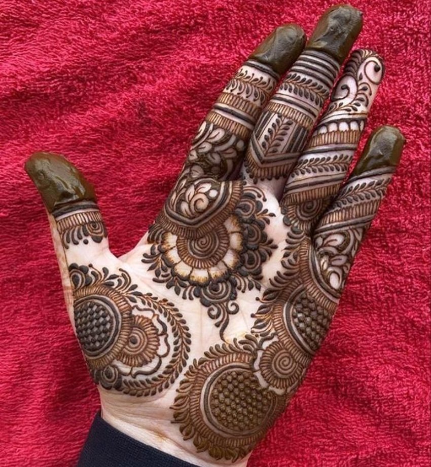 Traditional Mehndi Design