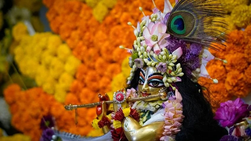 Transform Your Home Temple with These Simple Ideas