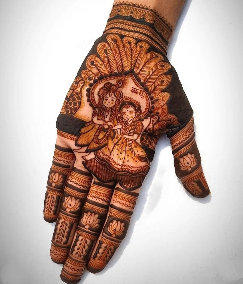 Unique Mehndi Designs Inspired by Radha-Krishna for the Perfect Janmashtami Look