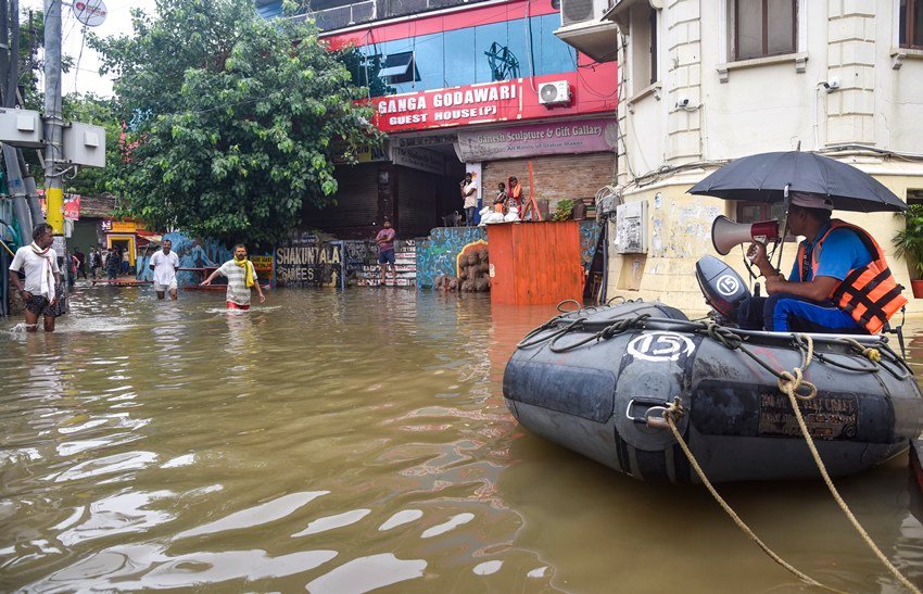 flood situation in Varanasi