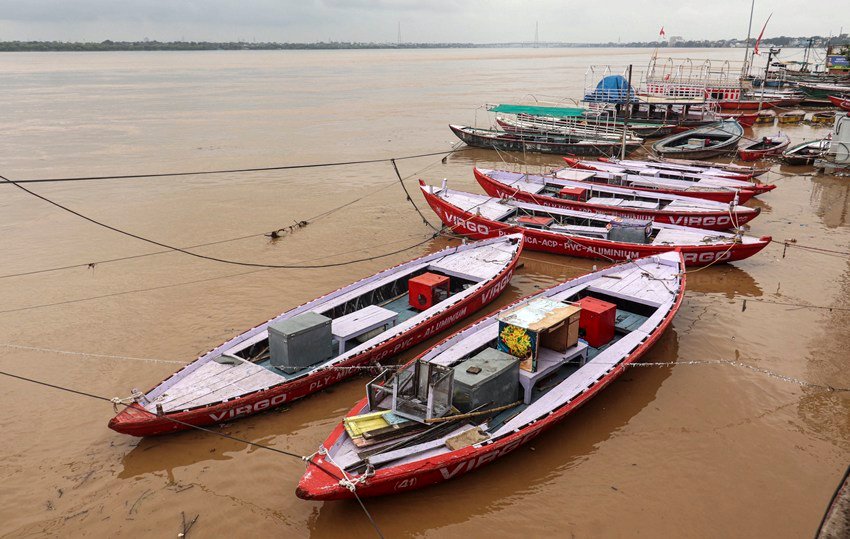 Varanasi Flood Pictures