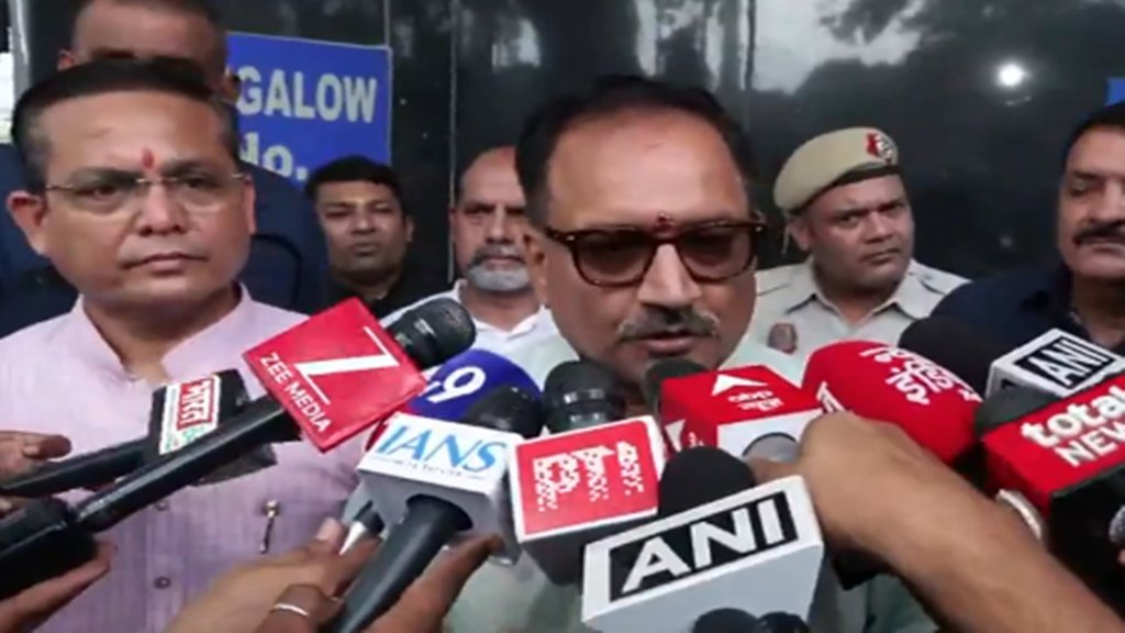 Attack on CM Rekha Gupta, Delhi CM Rekha Gupta, what happened with Rekha Gupta news