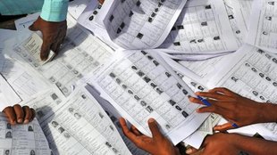 Election Commission, voter roll error, free and fair elections