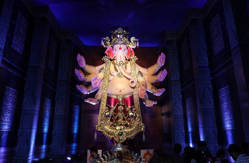 famous ganesh temple in Maharastra
