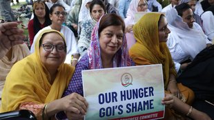 Jammu and Kashmir, congress launches hunger strike, Srinagar