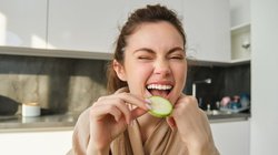 क्या Guilt में खीरा खाने से वजन बढ़ता है? जानिए क्या कहते हैं एक्सपर्ट