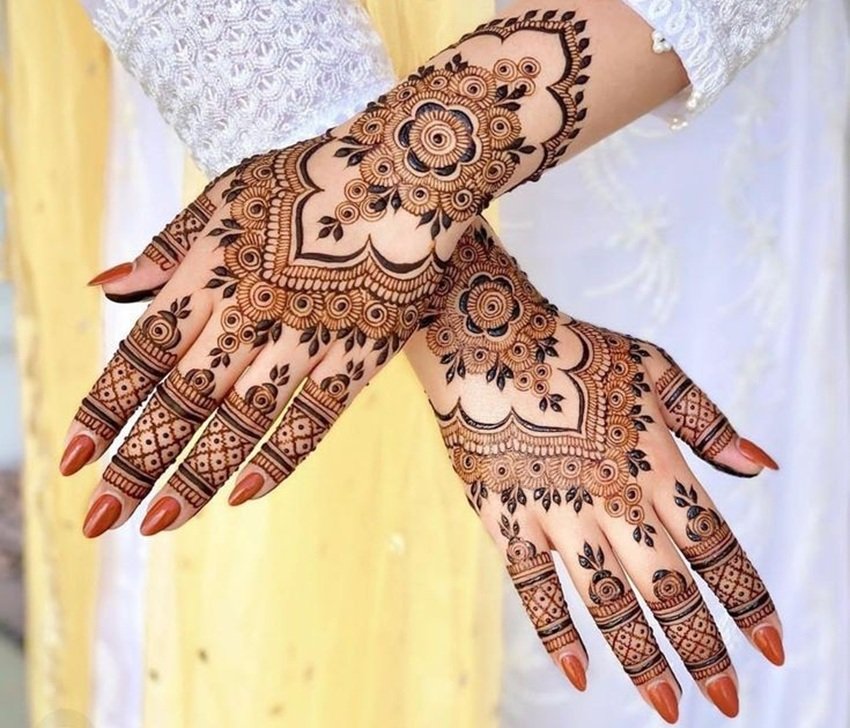 instagram-punjabi-royal-front-hand-mehndi-design