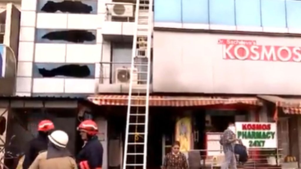 kosmos hospital fire, delhi news, delhi fire