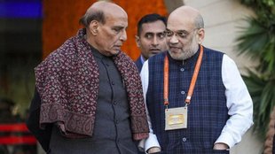 Amit Shah | Rajnath Singh | center