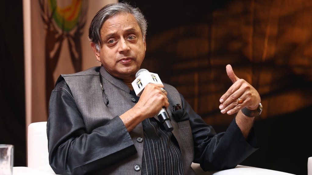 Rahul Gandhi election fraud, Shashi Tharoor supports Rahul Gandhi