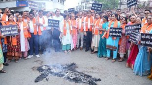 surat bjp | congress | pm modi mother