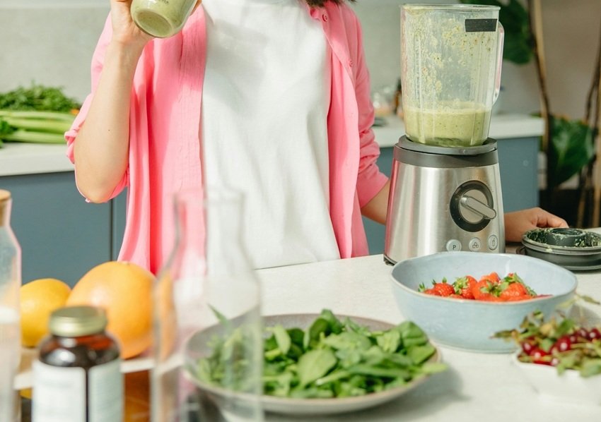 7 Easy Ways to Clean Your Mixer Jar at Home