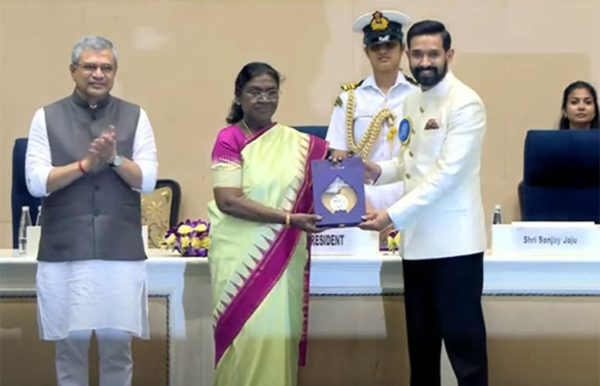 71st-National-Film-Award-Vikrant-Massey-honoured-with-Best-Actor