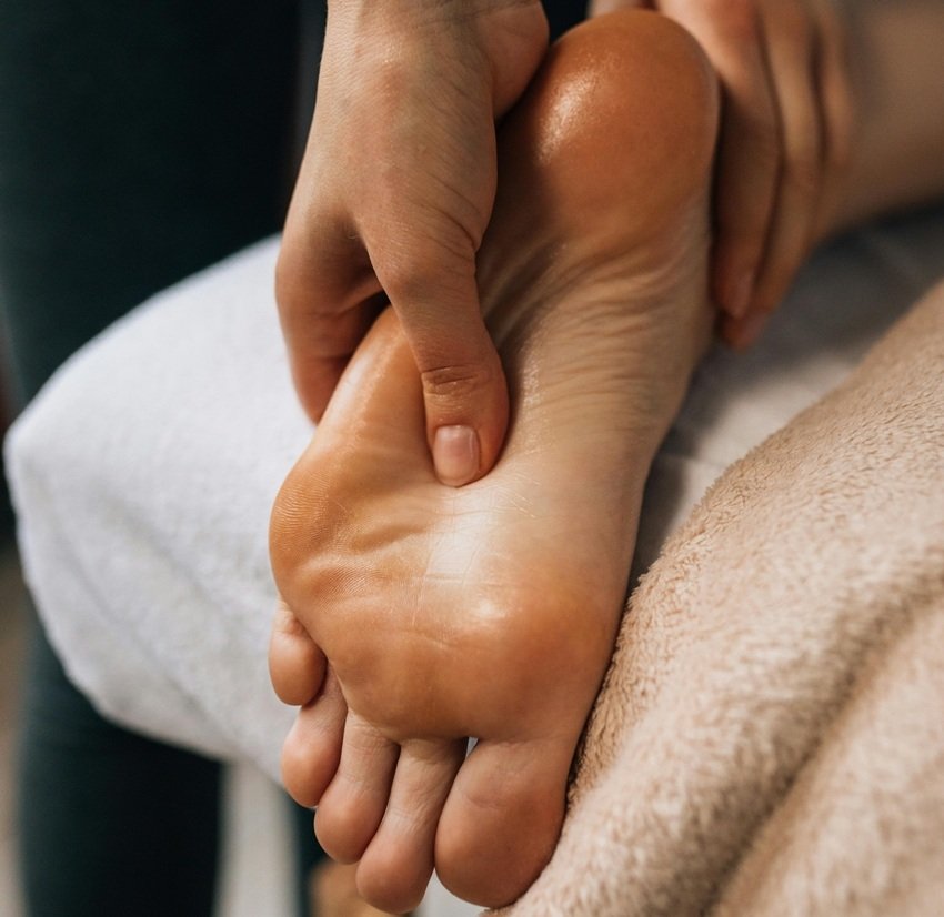 Amazing Benefits of Applying Ghee on Feet Before Bedtime