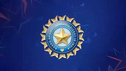 बीसीसीआई ने बढ़ाई जर्सी स्पॉन्सरशिप की कीमत, तीन साल में 400 करोड़ की कमाई का अनुमान, 16 सितंबर से होगी बोली प्रक्रिया
