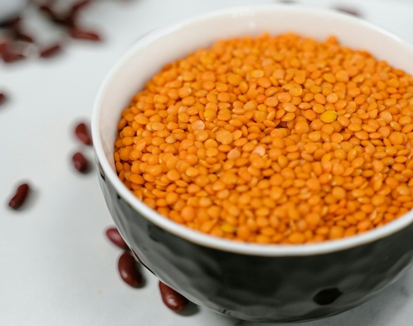 Best Vegetarian Foods to Boost Iron Levels and Hemoglobin Naturally