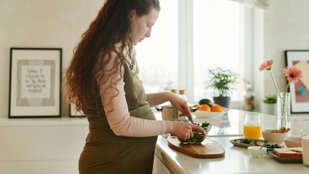 Boost Fetal Growth with These 8 Folate Rich Foods