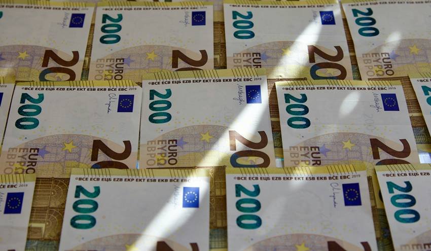 Palestine three currencies