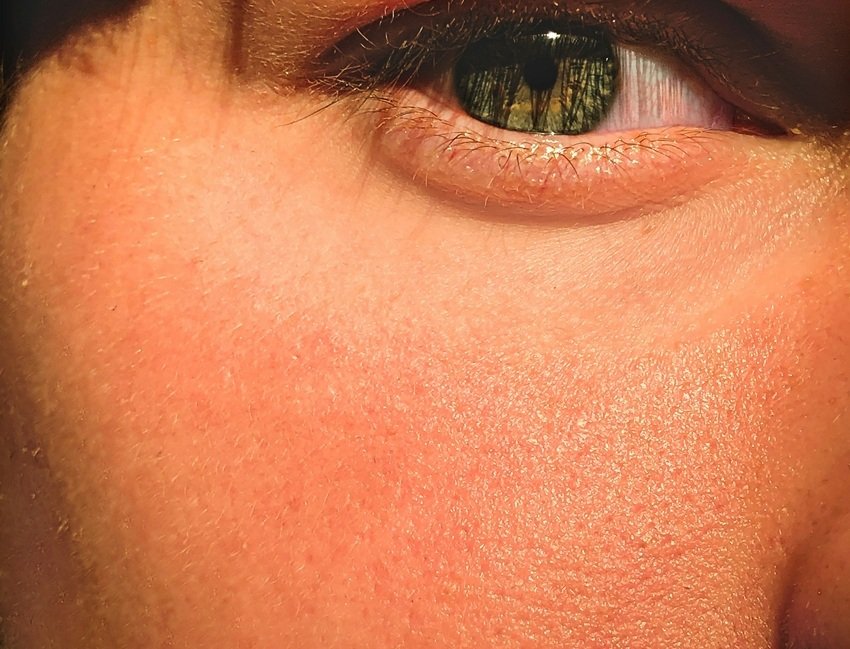Daily Habits That Are Slowly Ruining Your Skin