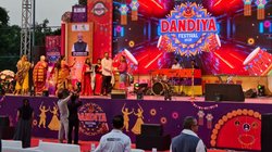 दिल्ली पर्यटन द्वारा यमुना स्पोर्ट्स कॉम्प्लेक्स और रग्बी स्पोर्टस ग्राउंड  में डांडिया की धूम