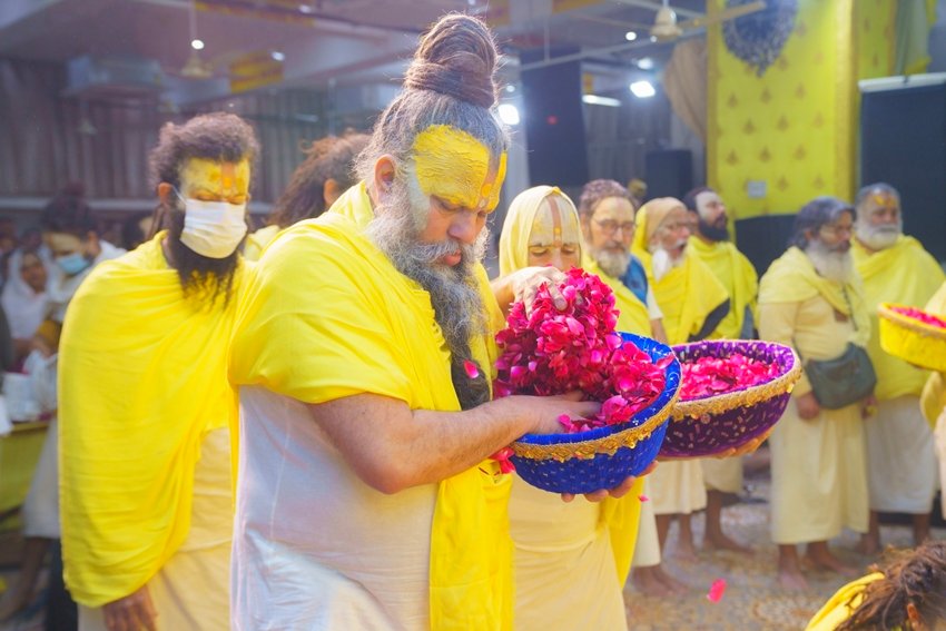 Devotee questions on idol buying
