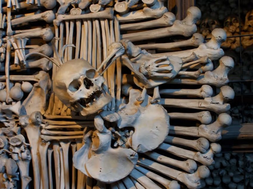 Discover the Gothic Beauty of the Bone Church