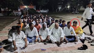 Ghazipur Police lathicharged