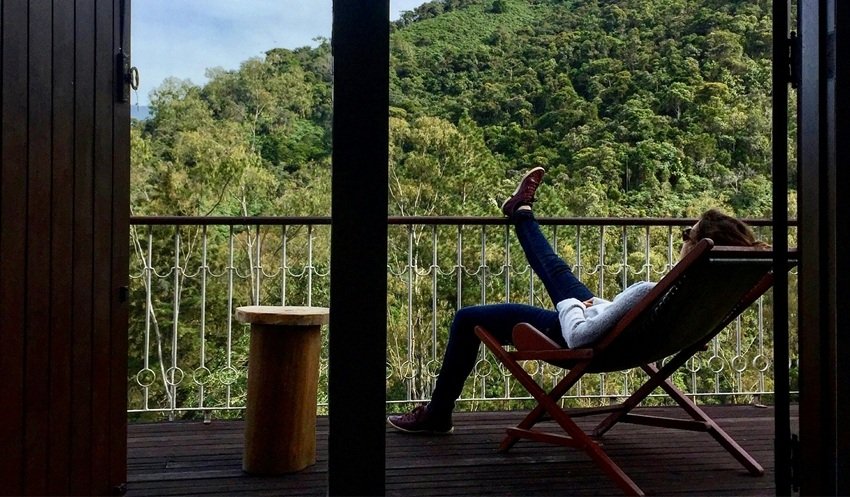 Give Your Balcony a Vibrant Makeover with Easy Decor Tips