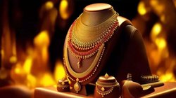Gold Rate LIVE Updates: यूपी-दिल्ली में आज सोने का भाव क्या है? खरीदने से पहले जान लें आपके शहर में किस दाम में बिक रहा Gold-Silver