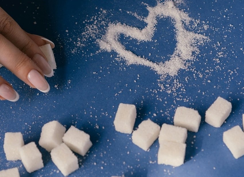 How Sweets Make Your Hair Weak and Brittle