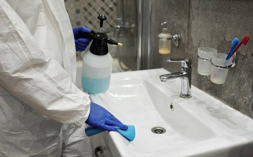 home remedies for bathroom tiles cleaning