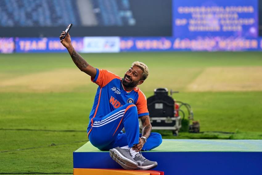 Asia Cup Trophy Controversy