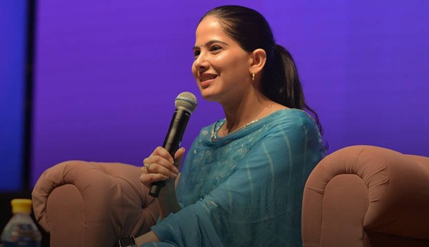 Jaya Kishori Qutes in Hindi