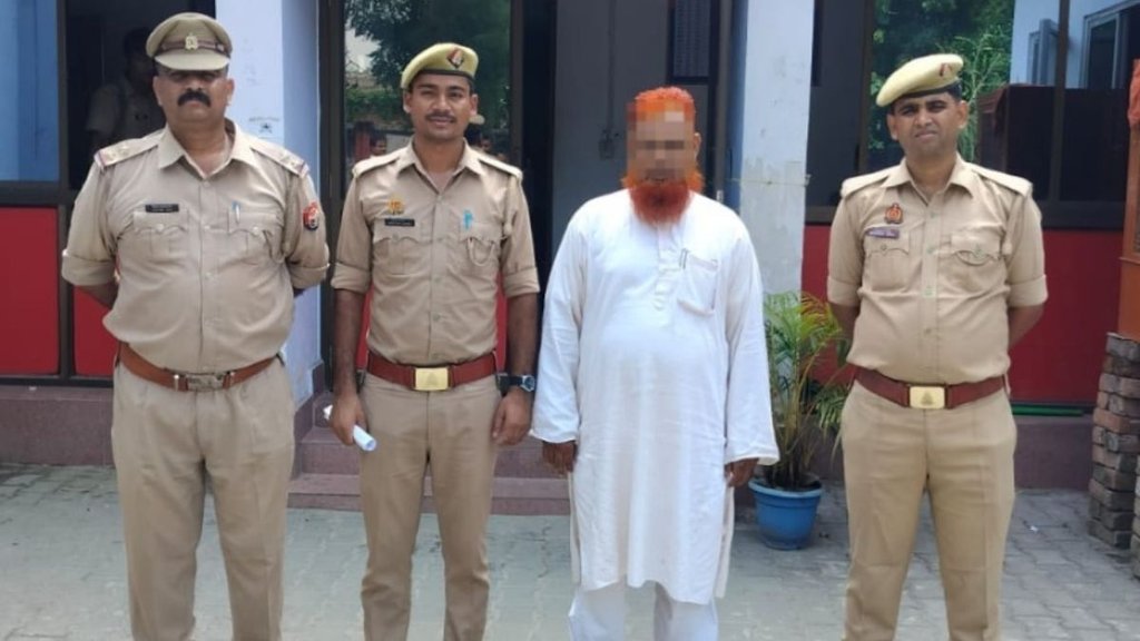 Uttar Pradesh News, Uttar Pradesh Police, Hindi News