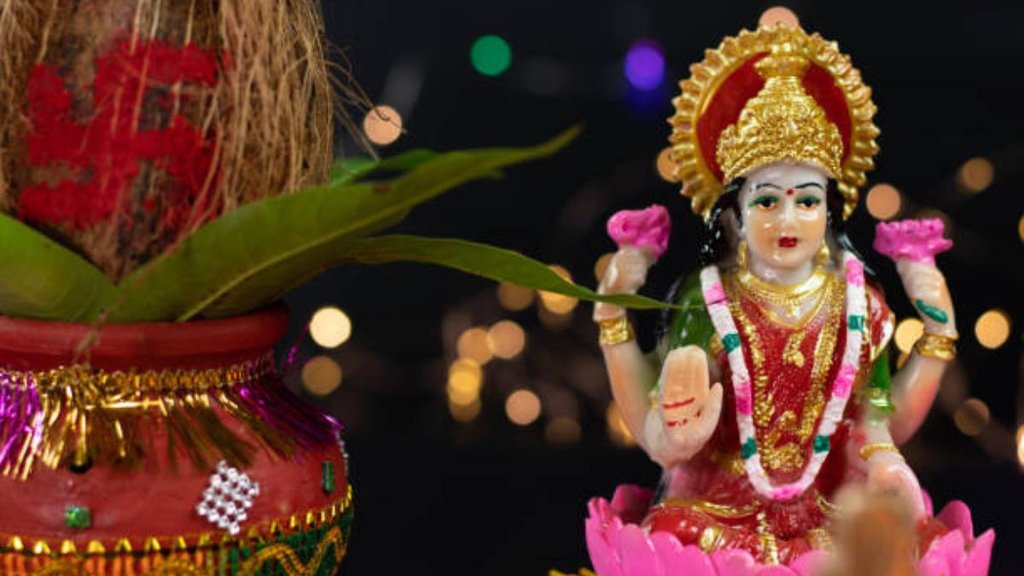 Mahalaxmi Vrat 2025, Mahalaxmi Vrat 2025 date, Mahalaxmi Vrat 2025 tithi, When is Mahalaxmi Vrat 2025, Mahalaxmi Vrat 2025 Puja Vidhi, Mahalaxmi Vrat 2025 Shubh Muhurat, Mahalaxmi Vrat 2025 Upay, Mahalaxmi Vrat 2025 Totke, Mahalaxmi Vrat 2025 Astro Remedies, Mahalaxmi Vrat 2025 start and end date, Mahalaxmi Vrat ke upay, Mahalaxmi Vrat ke upay in hindi
