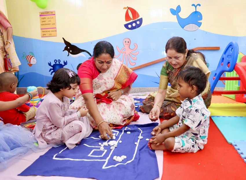 Mausis in Delhi crèches