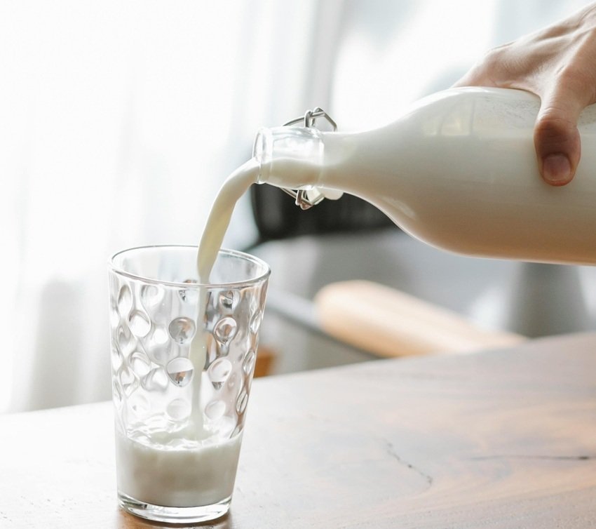 Morning Milk Healthy Habit or Hidden Risk Experts Explain