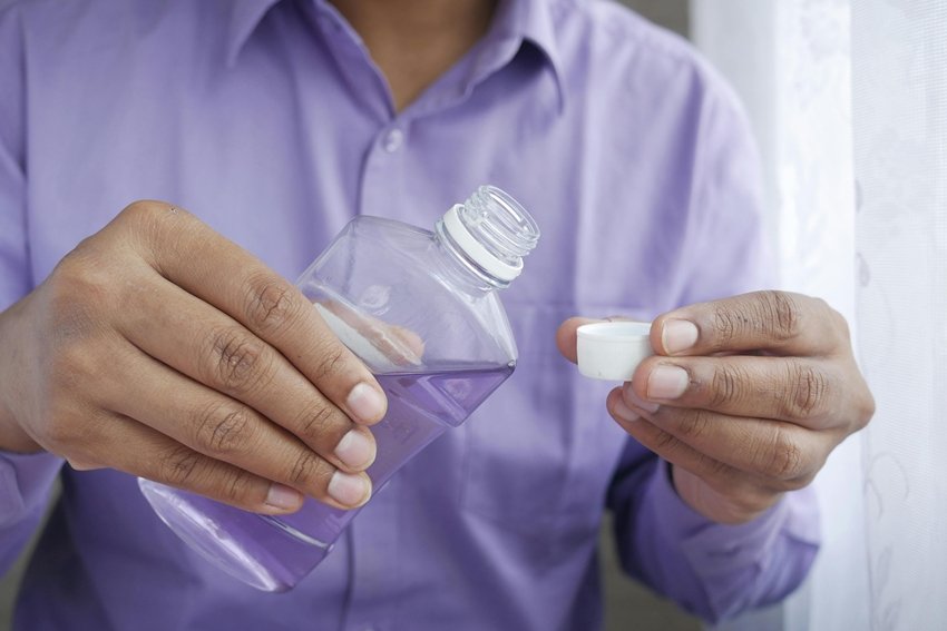 Natural Cure for Mouth Ulcers and Yellow Teeth Revealed by Ayurvedic Experts