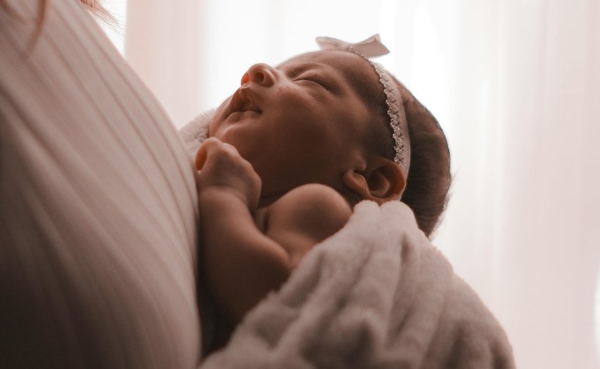 Scientific Reasons Behind a Baby First Cry After Delivery