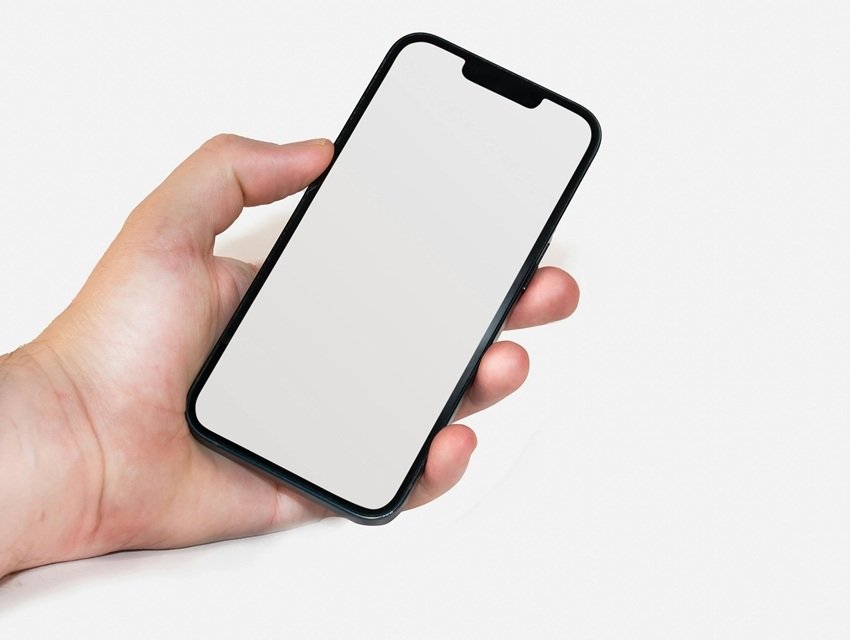 Should You Use a Phone Cover or Not