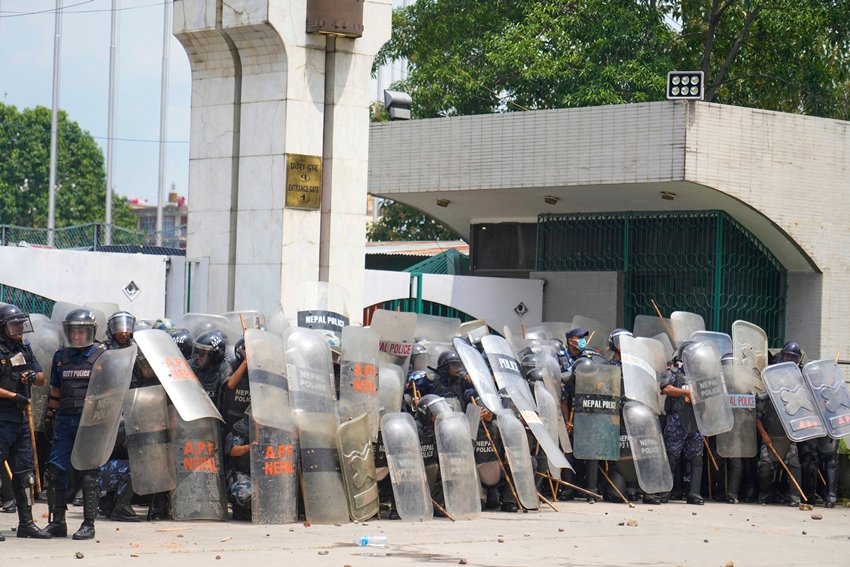 Kathmandu parliament clashes